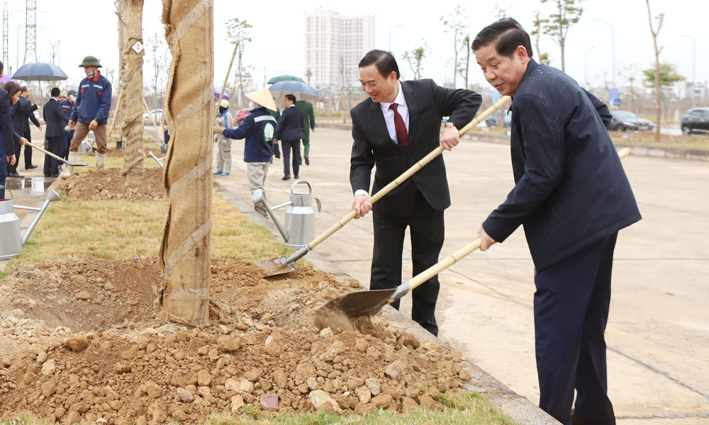  TP Bắc Giang phát động Tết trồng cây "Đời đời nhớ ơn Bác Hồ" xuân Ất Tỵ 2025